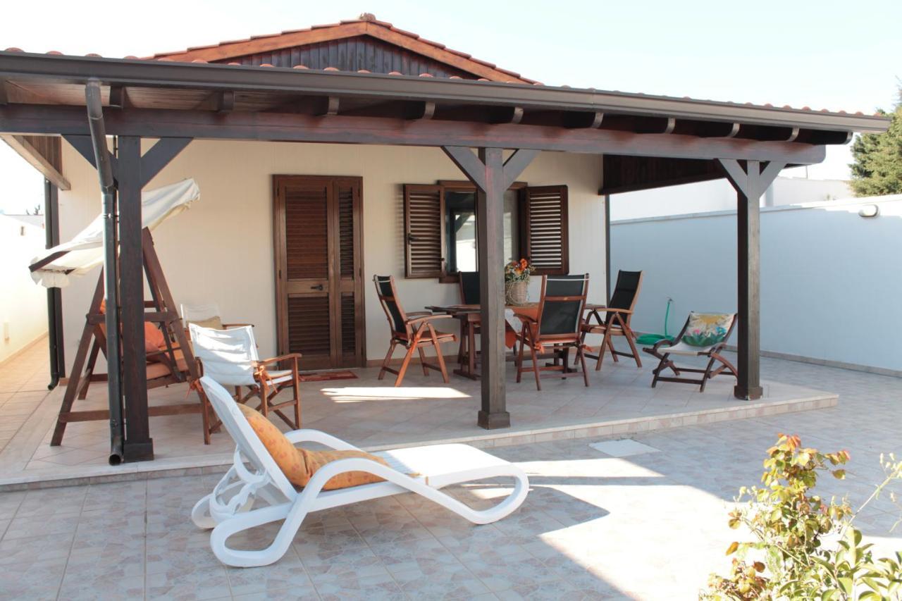 Casetta Dei Geranei Casalabate Ngoại thất bức ảnh